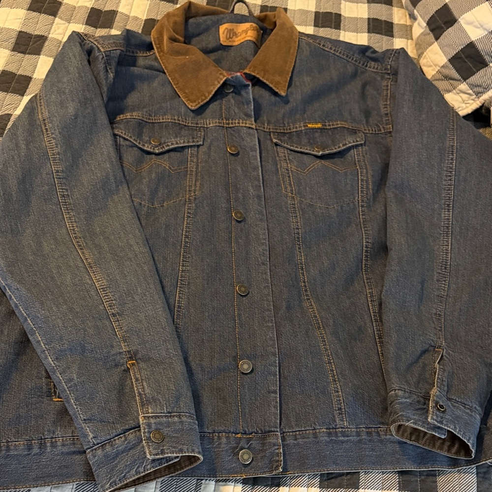 Wrangler Denim Jacket men’s 2X tall